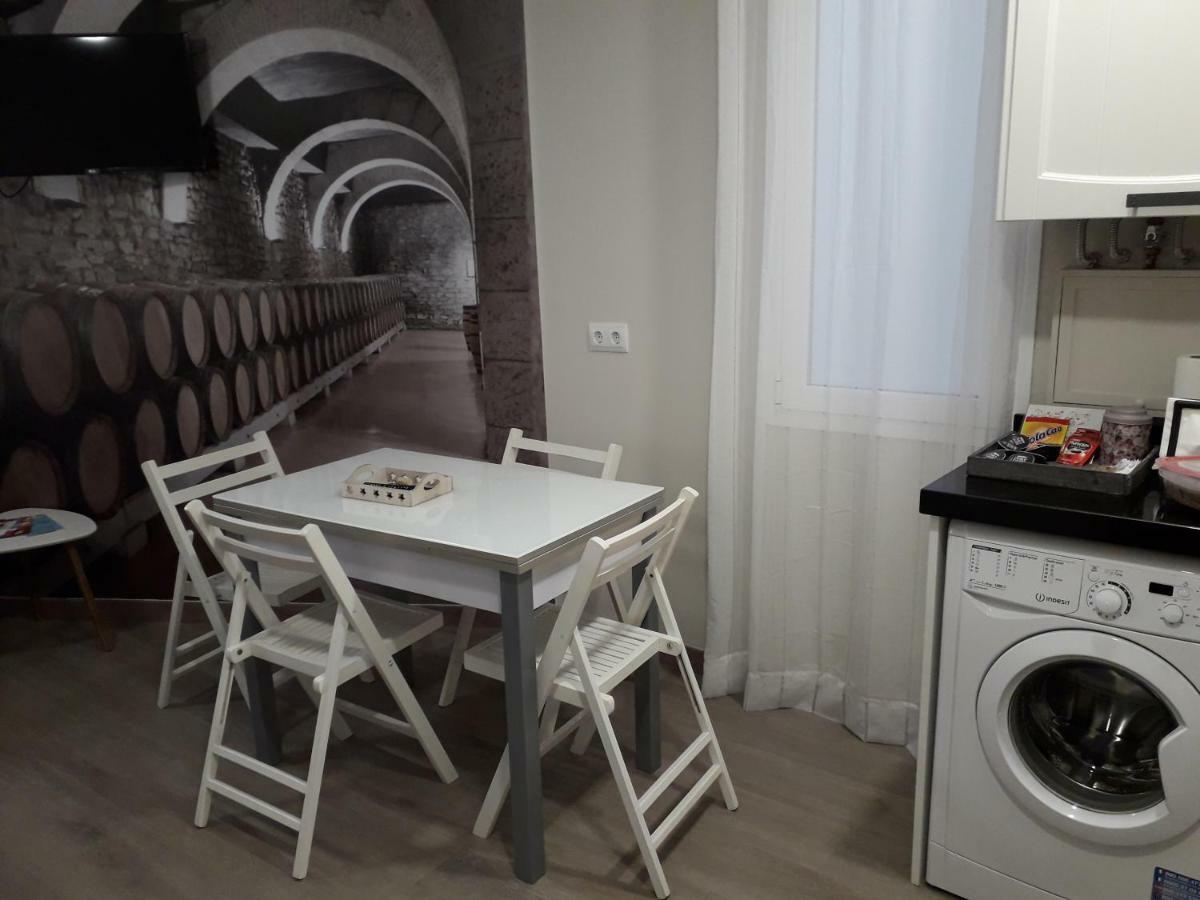 Apartamento Céntrico y acogedor en tierra de vinos Logroño Exterior foto