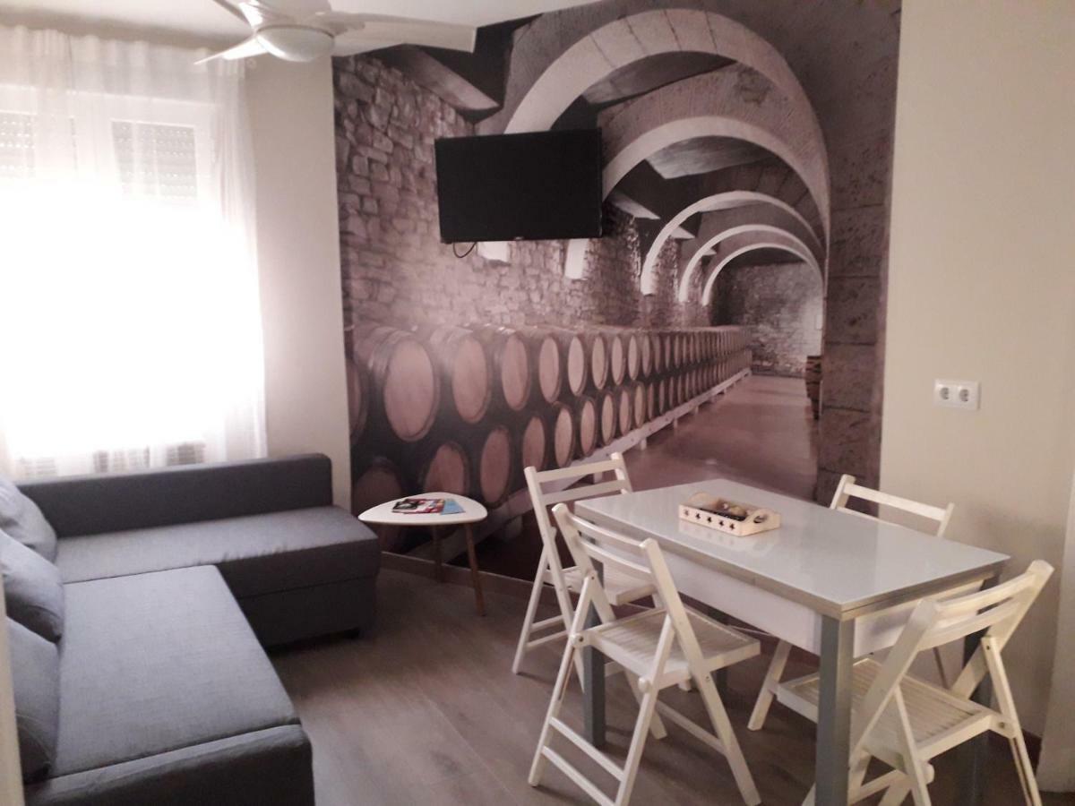 Apartamento Céntrico y acogedor en tierra de vinos Logroño Exterior foto